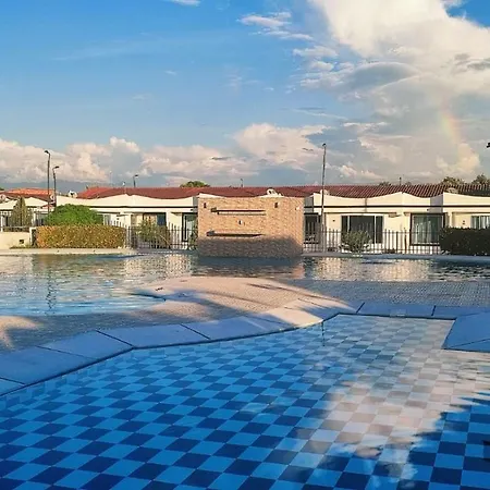 Villa Agradable casa con piscina en tierra caliente Flandes Exterior foto